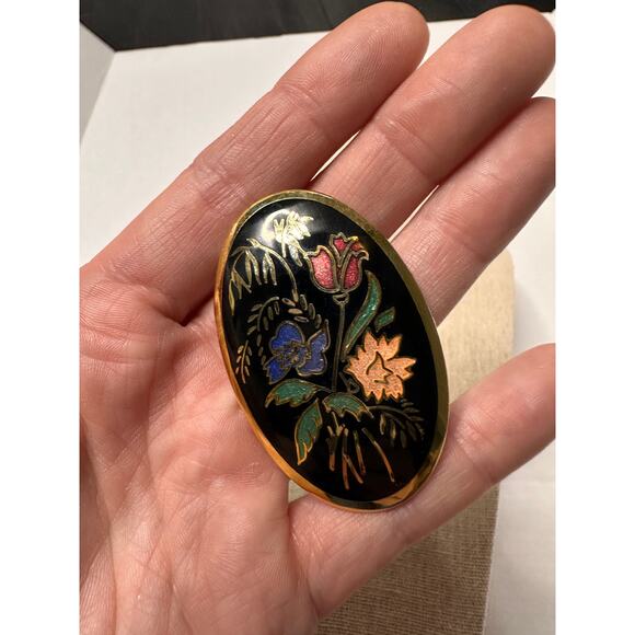 Vintage Enamel Brooch Pin Black and Gold Cloisonne Style Asian Oval - Picture 1 of 4